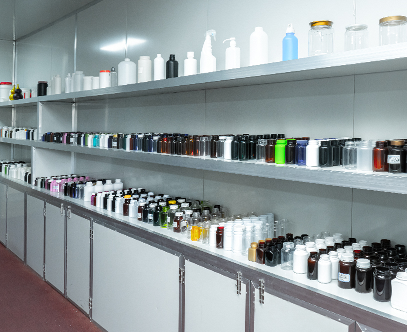 Shaoxing Hongmao Plastic Industry Co., Ltd.